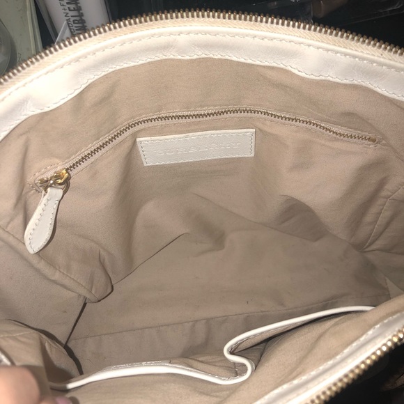 Authentic Burberry purse - Picture 7 of 8